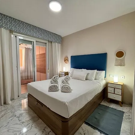 Cozy Close Shopping Centre And Apartment Fuengirola